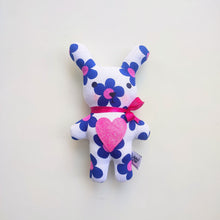 Load image into Gallery viewer, Minis - Bunny
